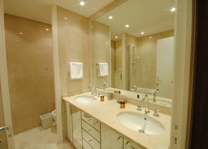 Gray D'albion 2p Ali1165 דירה *